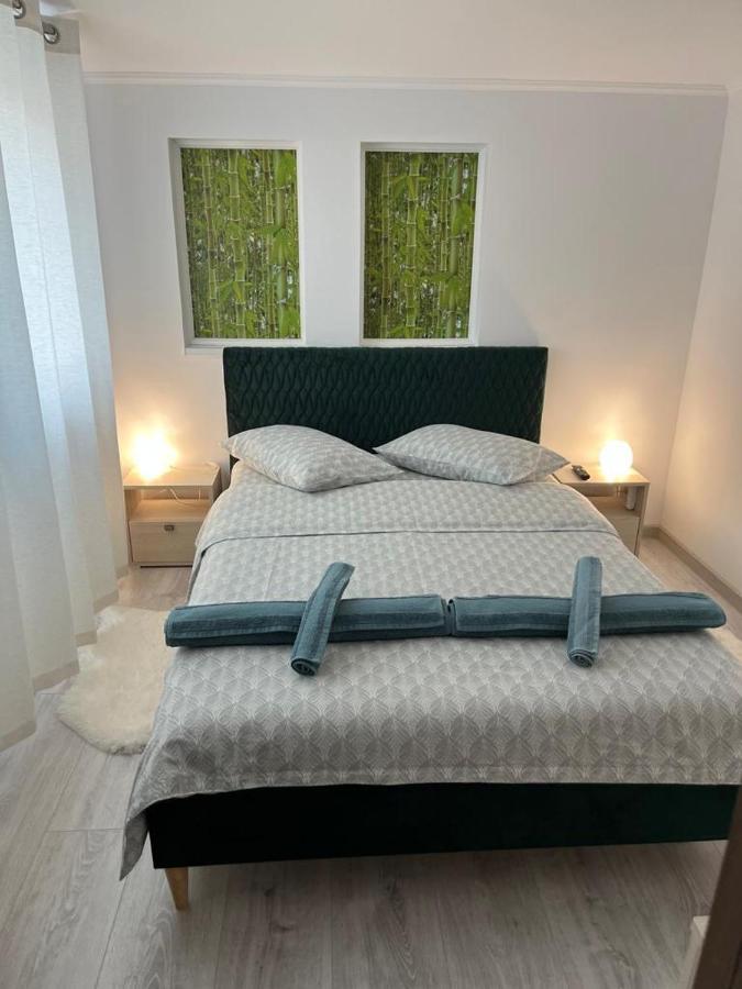 Green Apartments Oradea Eksteriør bilde