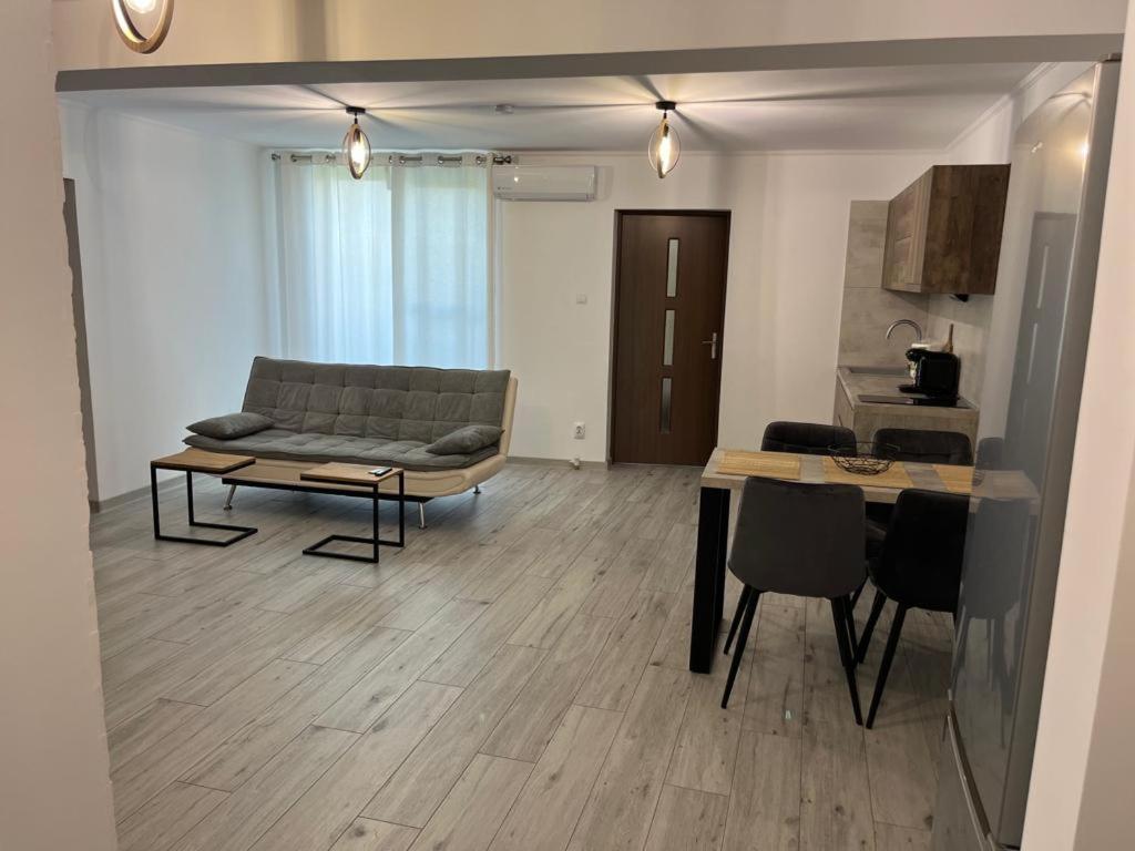Green Apartments Oradea Eksteriør bilde